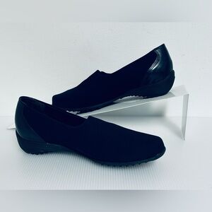 Munro Travelers Flats W741690 Women’s Size 8.5 All Day Comfort Navy Blue Slip-On